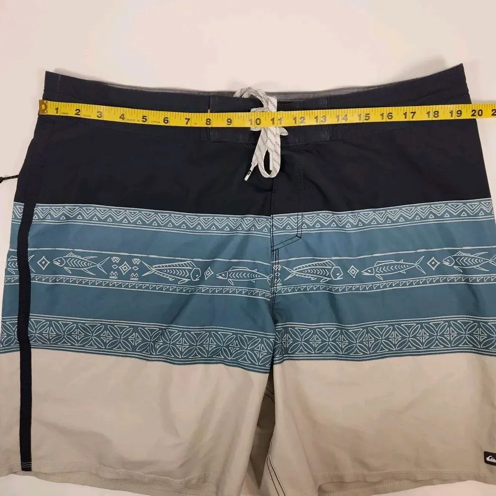 Quiksilver‎ Men's 38W Waterman Collection Board Shorts Blue Hawaiian